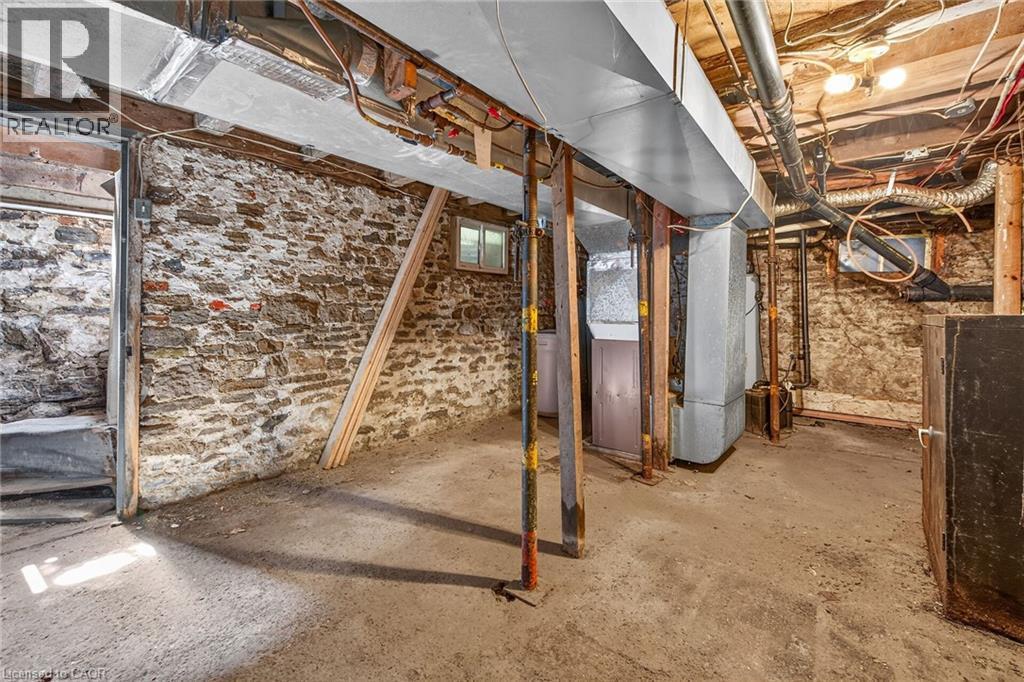 44 Sims Lock Road, Caledonia, ON