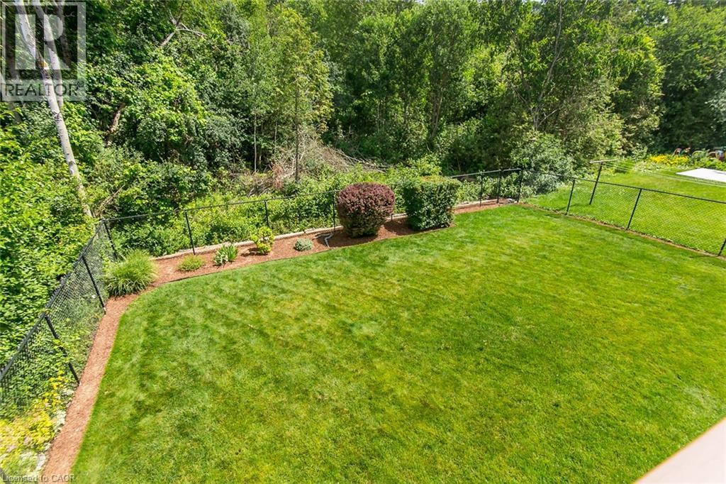 570 Hallmark Drive, Waterloo, ON