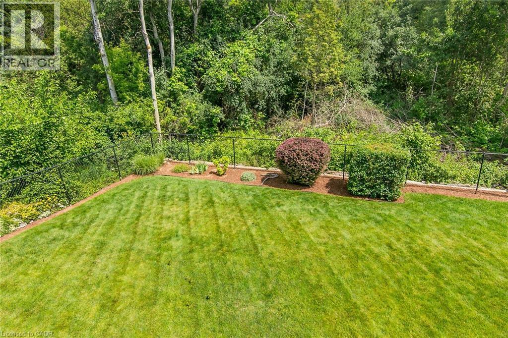 570 Hallmark Drive, Waterloo, ON