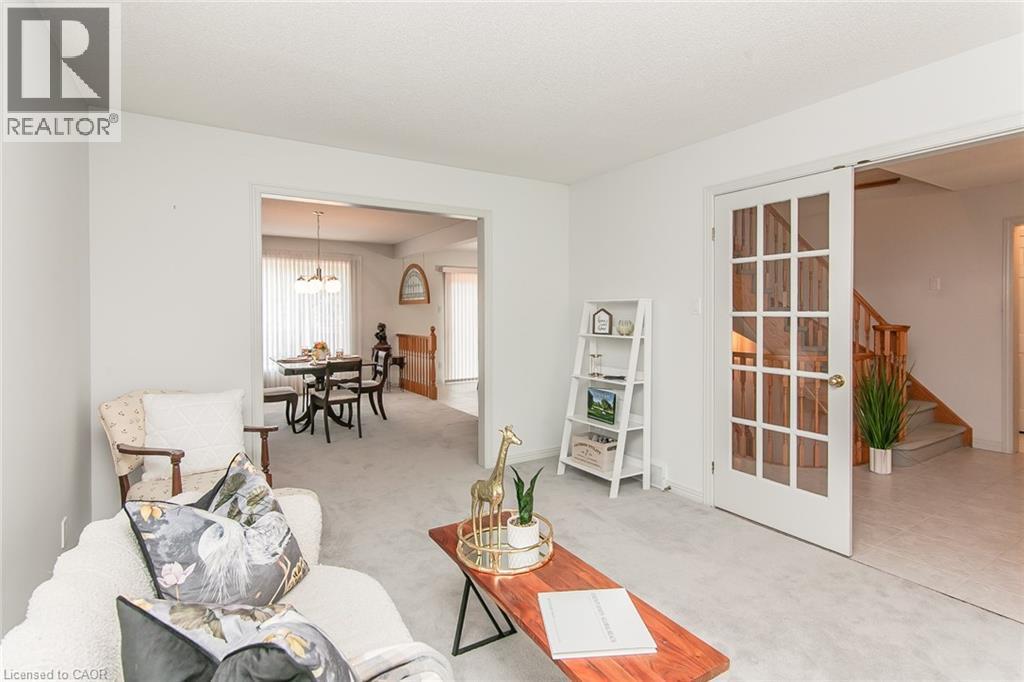 570 Hallmark Drive, Waterloo, ON