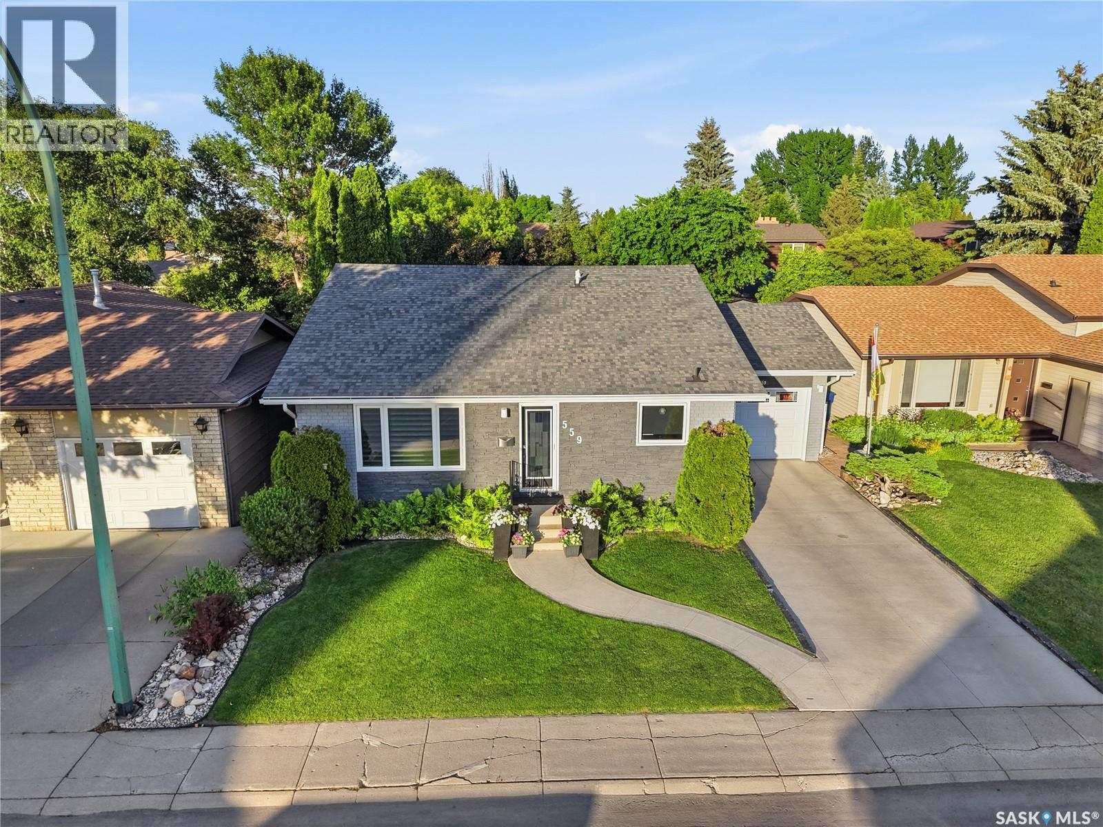 559 Delaronde Road, Saskatoon, SK
