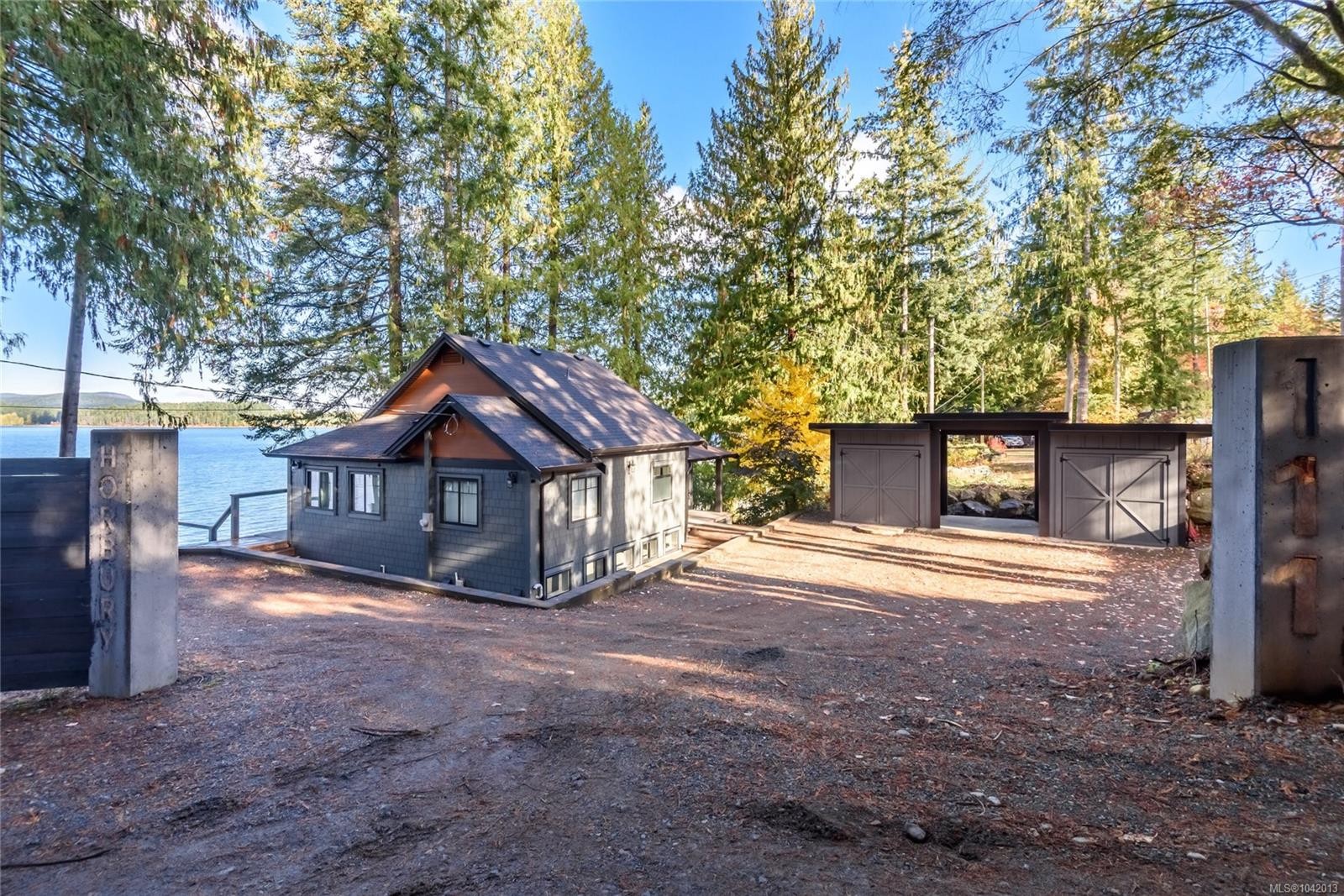 111 Horbury Rd, Cumberland, BC