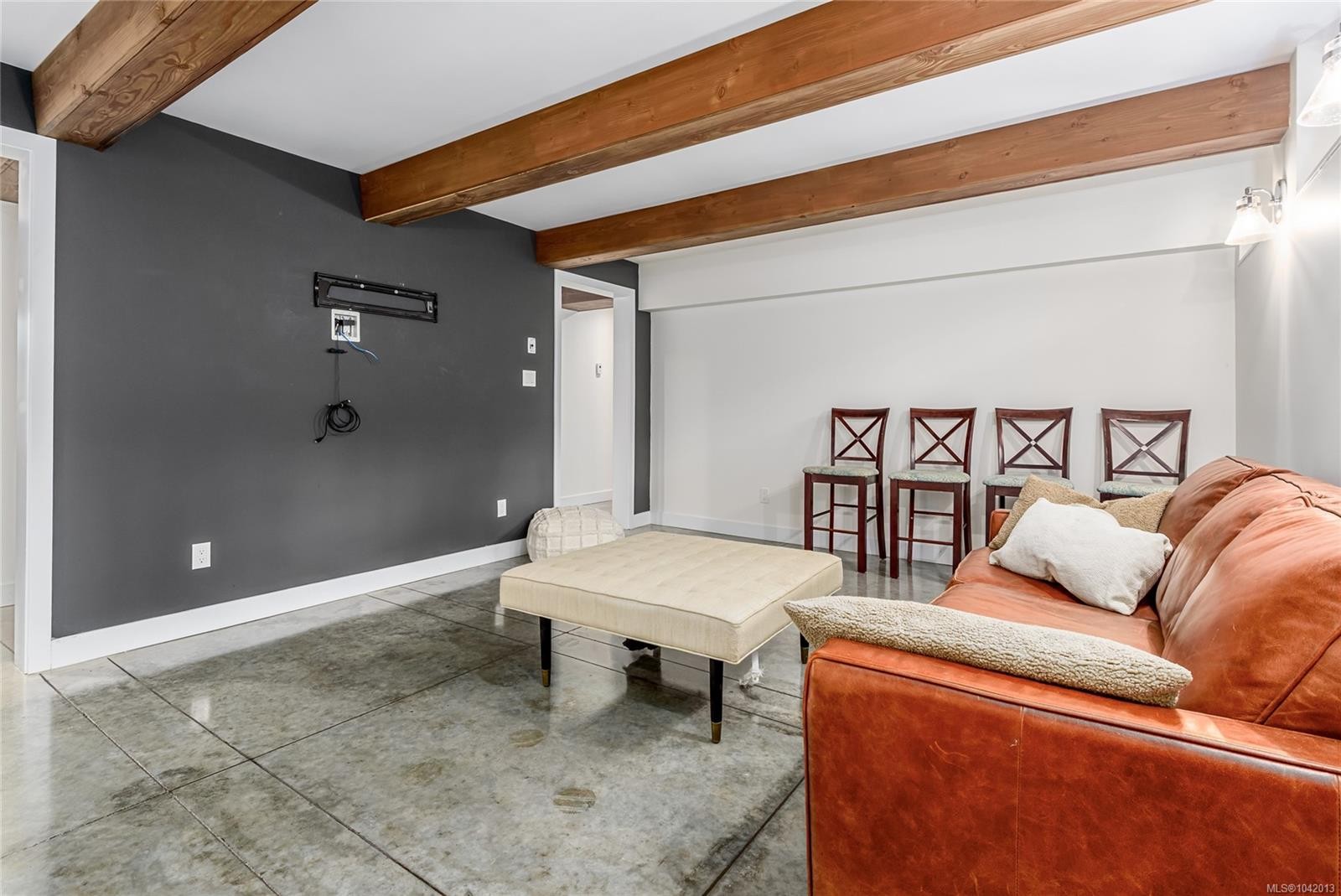 111 Horbury Rd, Cumberland, BC