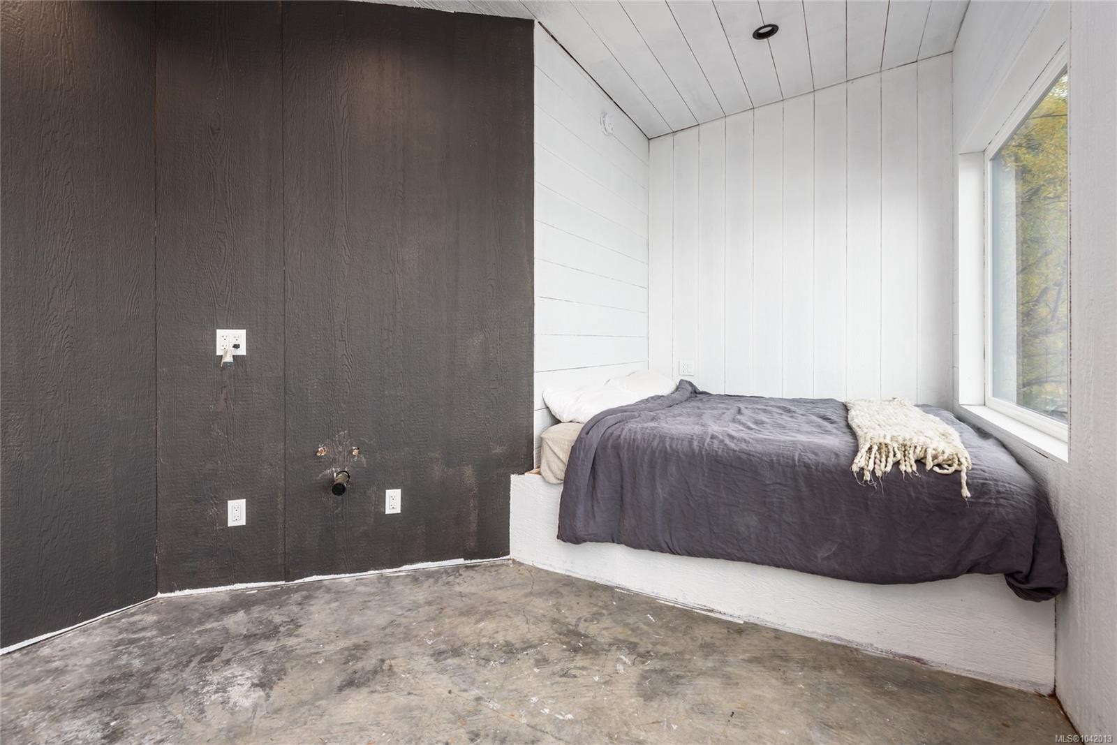111 Horbury Rd, Cumberland, BC