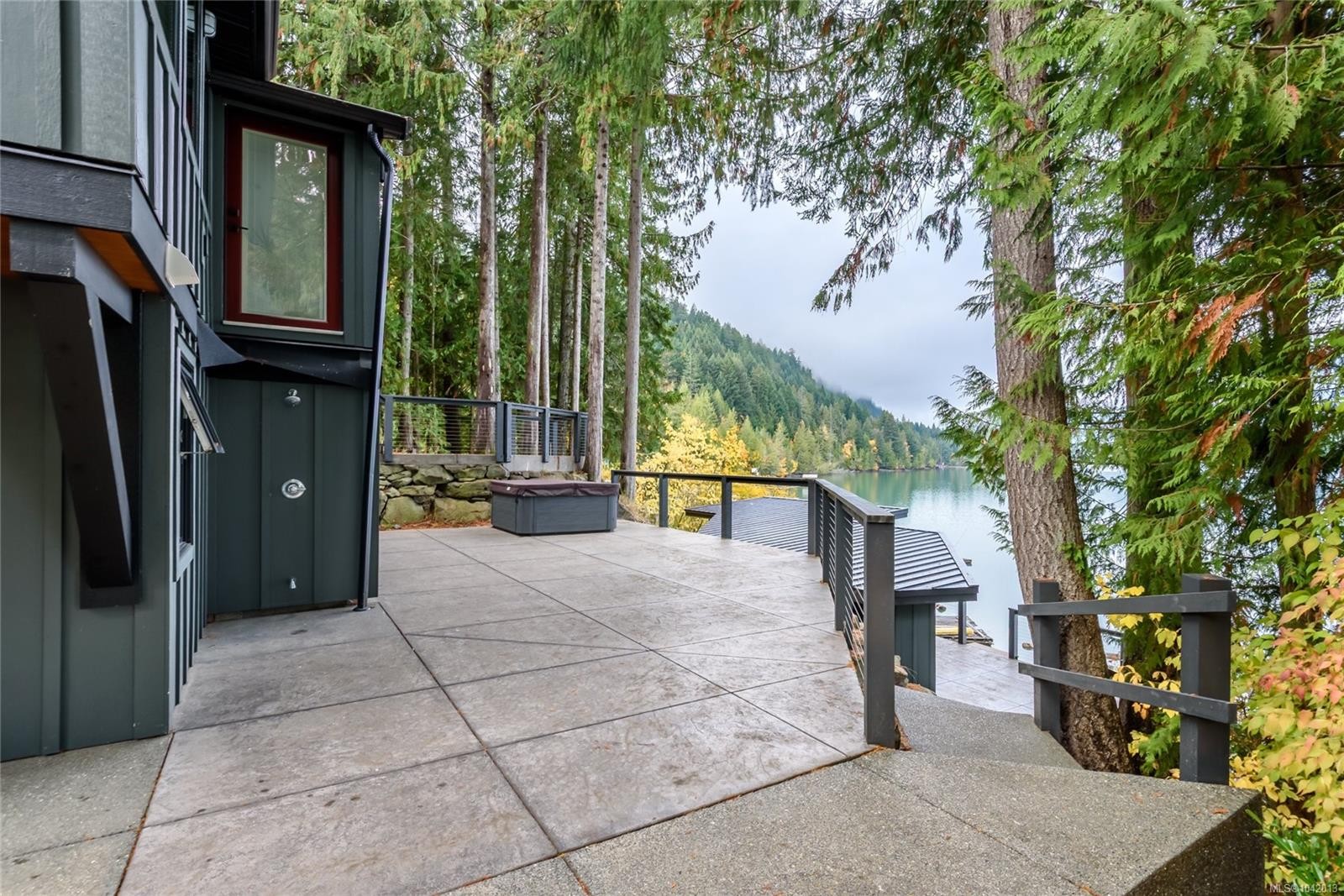 111 Horbury Rd, Cumberland, BC