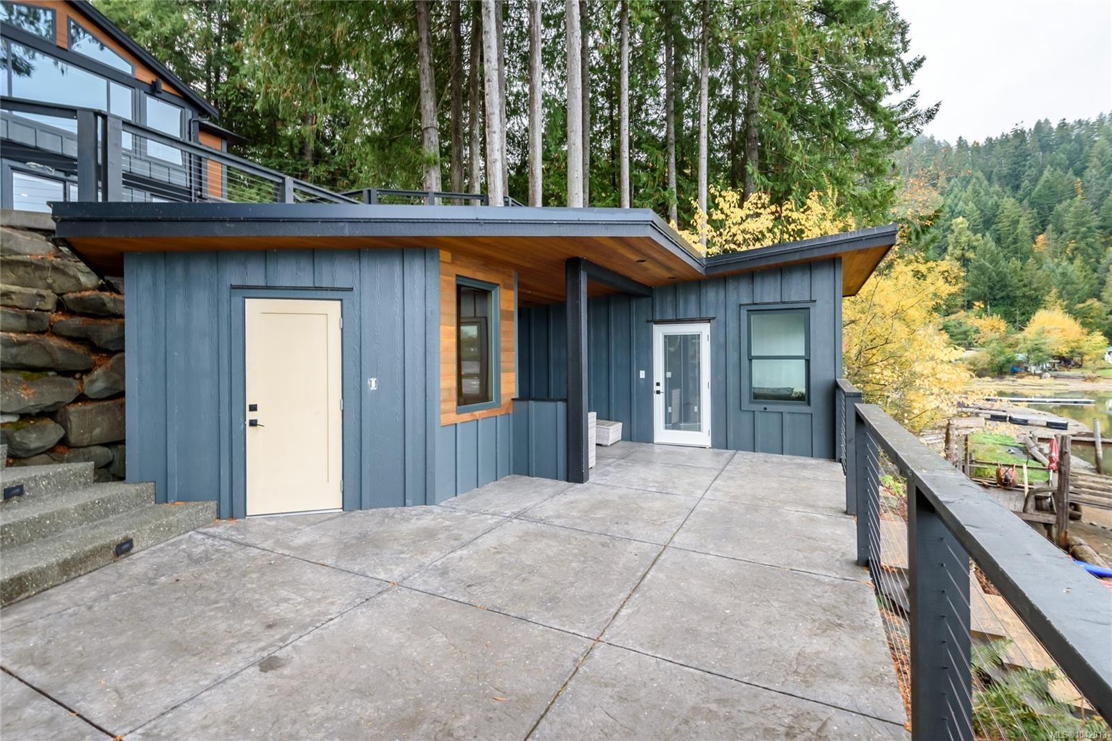 111 Horbury Rd, Cumberland, BC