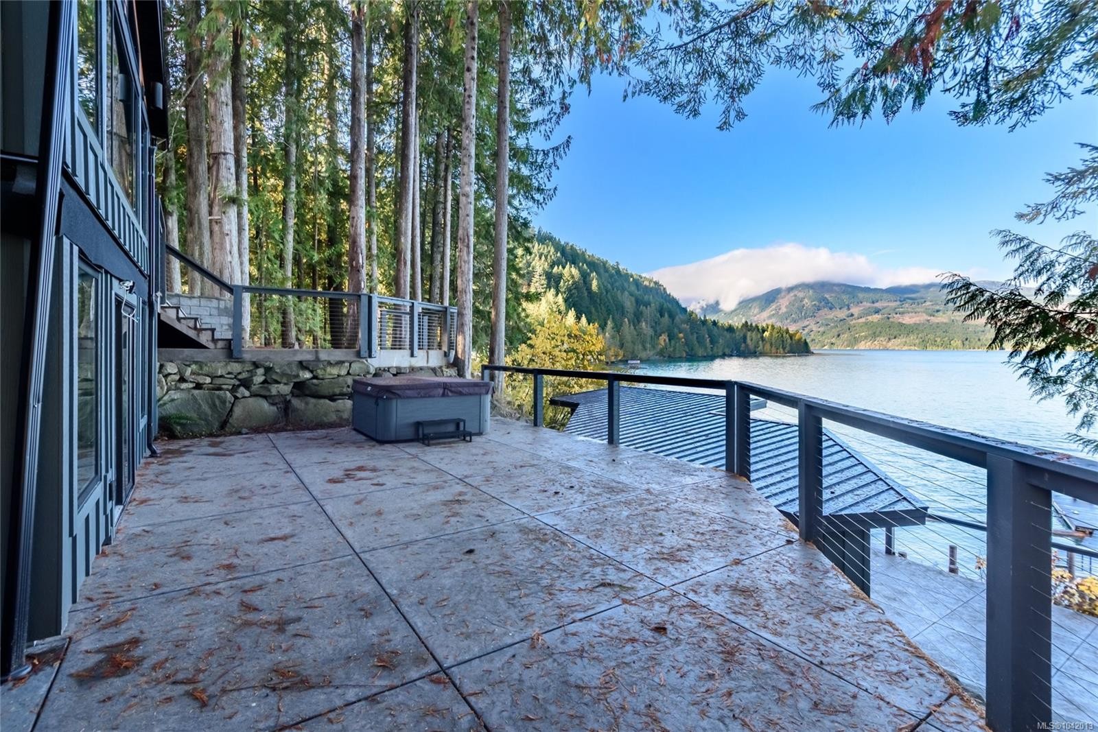 111 Horbury Rd, Cumberland, BC