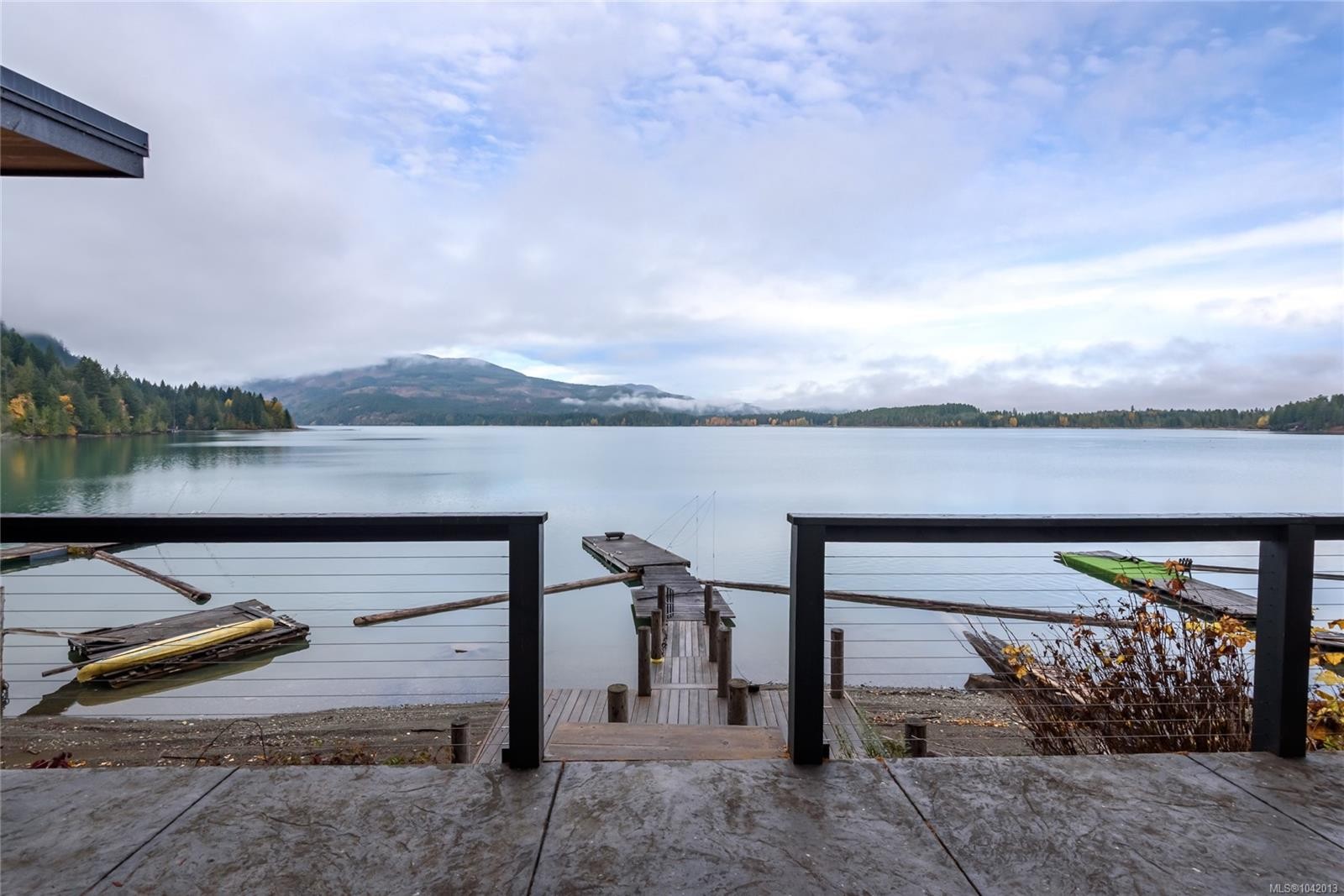 111 Horbury Rd, Cumberland, BC