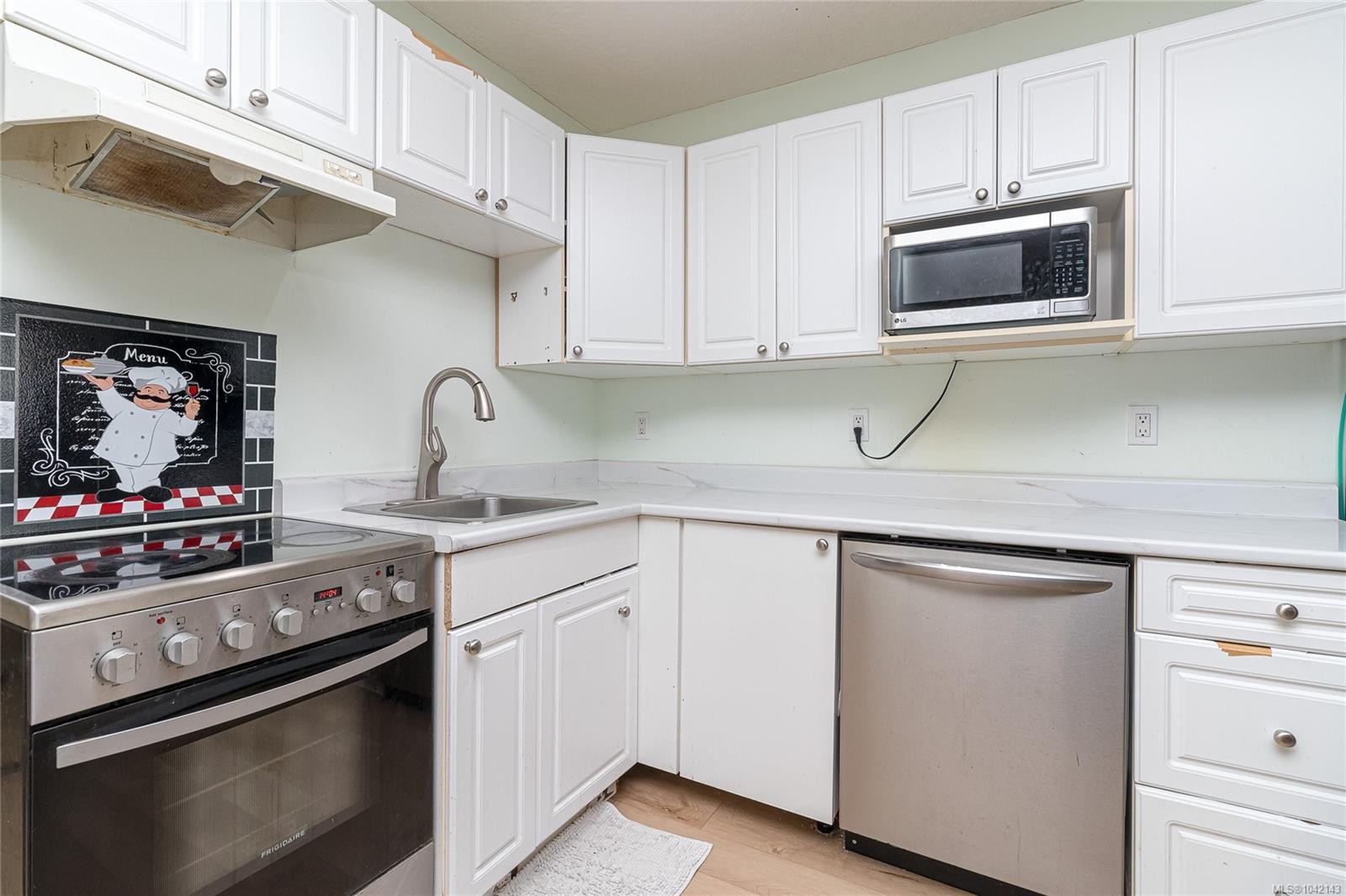 2333 Selwyn Rd, Langford, BC
