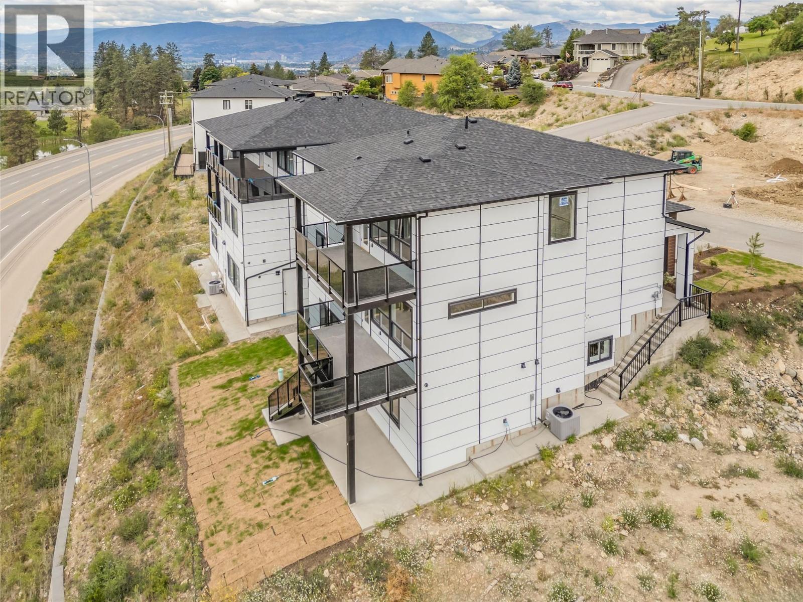 1152 Hume Avenue, Kelowna, BC