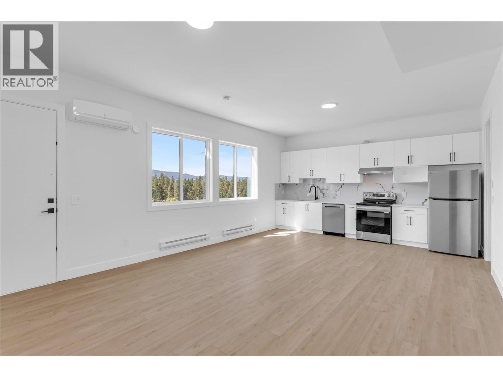 Legal Suite Kitchen and Living Room - 1152 Hume Avenue, Kelowna, BC