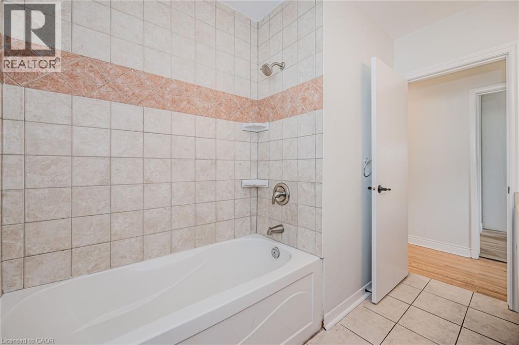38 Endfield Avenue Unit# Main, Hamilton, ON