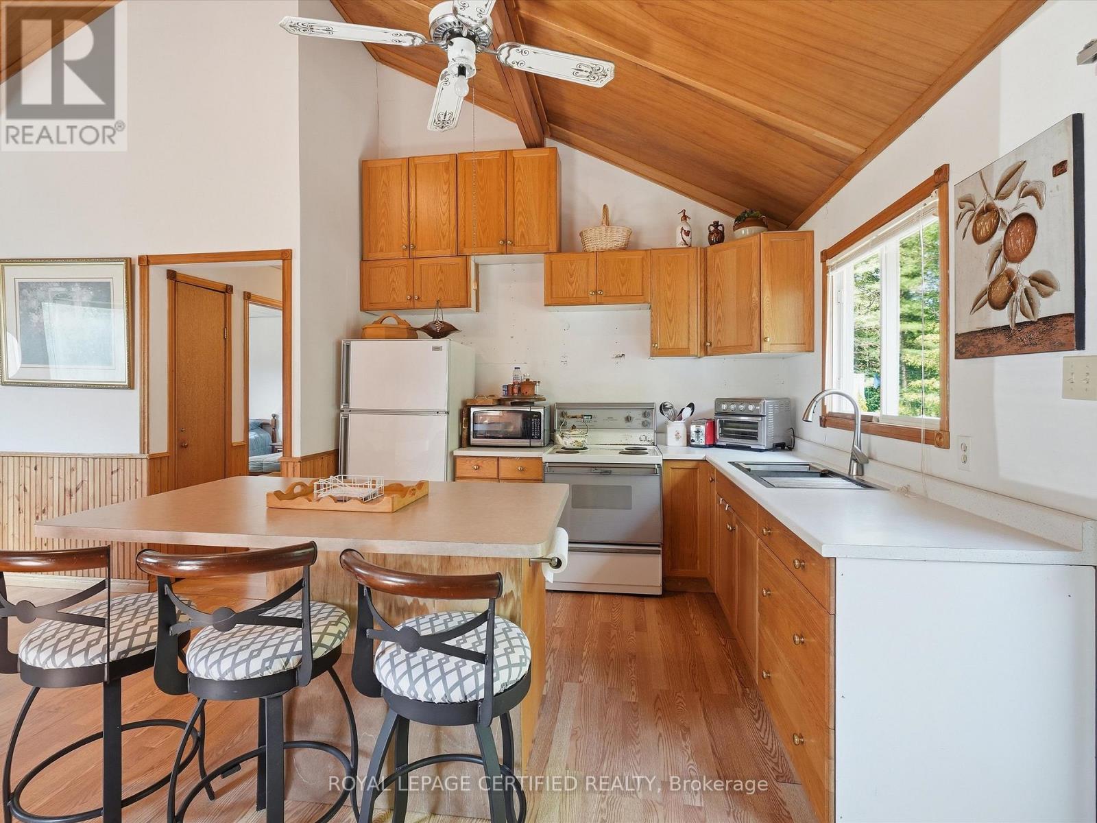 46 Tucson Road, Tiny, ON