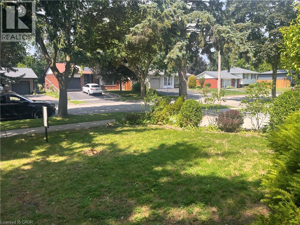 1199 Nottingham Avenue, Burlington, ON - Outdoor