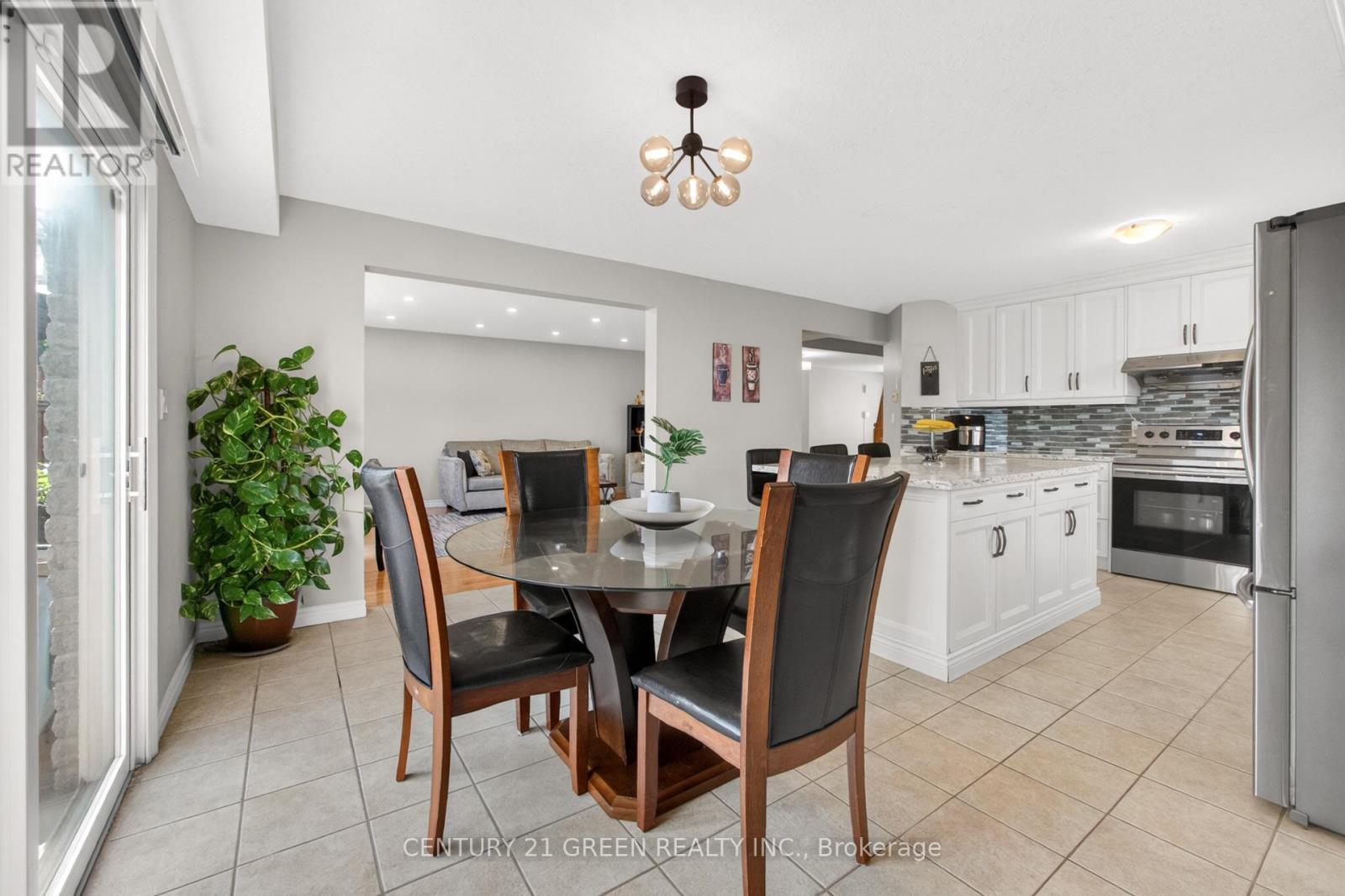 21 Hawkswood Drive, Kitchener, ON