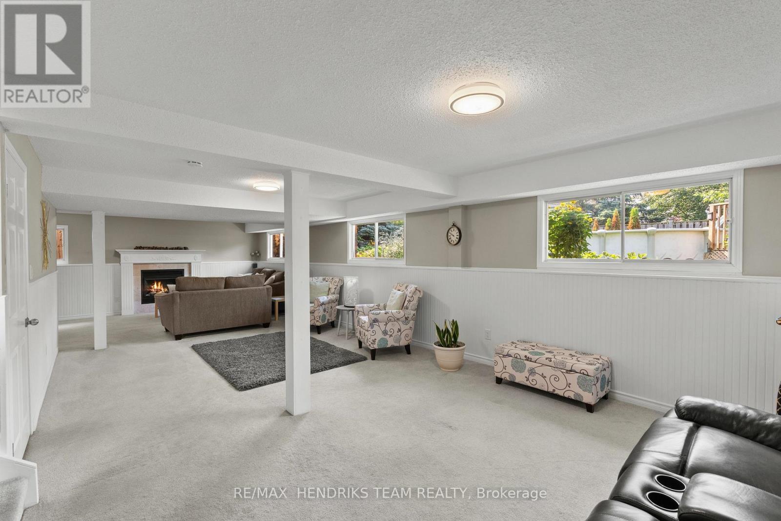 12 Stonebridge Gate, St. Catharines (Grapeview), ON
