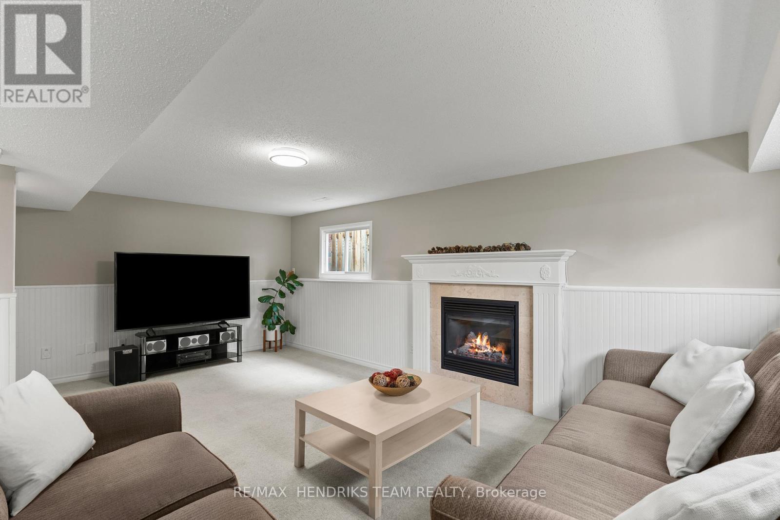 12 Stonebridge Gate, St. Catharines (Grapeview), ON