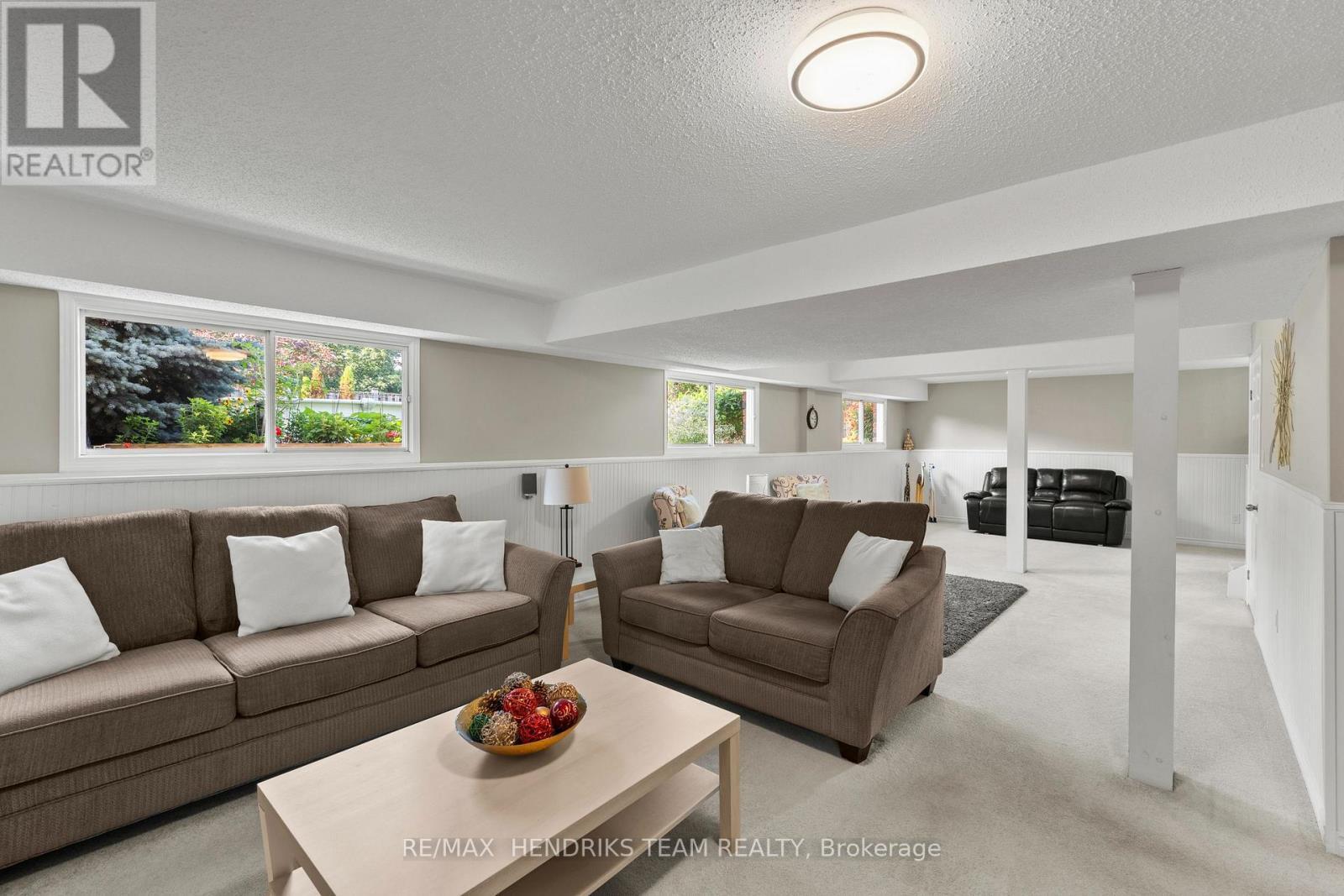 12 Stonebridge Gate, St. Catharines (Grapeview), ON