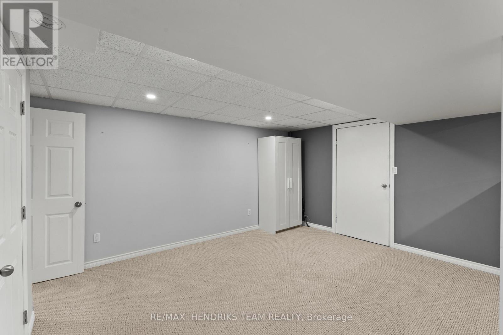12 Stonebridge Gate, St. Catharines (Grapeview), ON