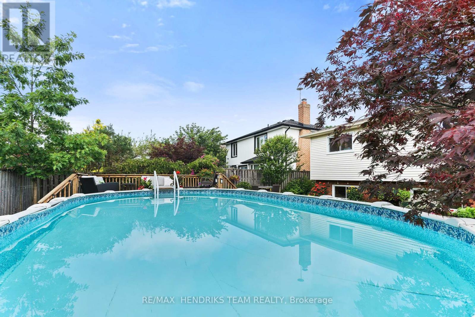 12 Stonebridge Gate, St. Catharines (Grapeview), ON