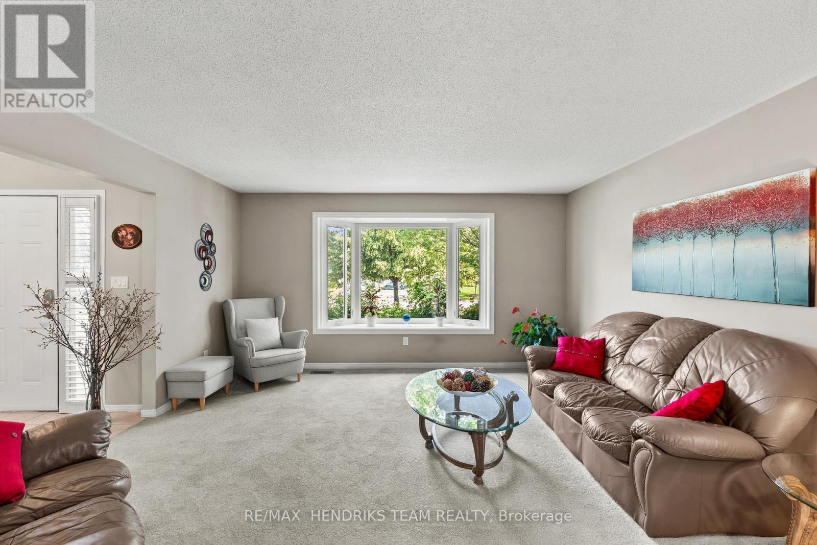 12 Stonebridge Gate, St. Catharines (Grapeview), ON