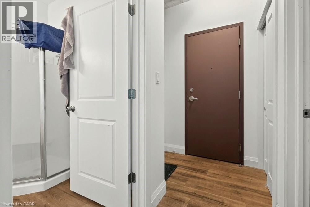 433 Barton Street E Unit# 204, Hamilton, ON