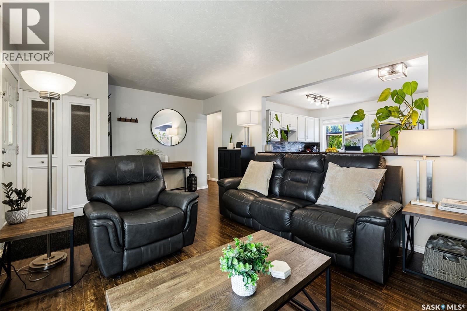 261 Cornwall Street N, Regina, SK