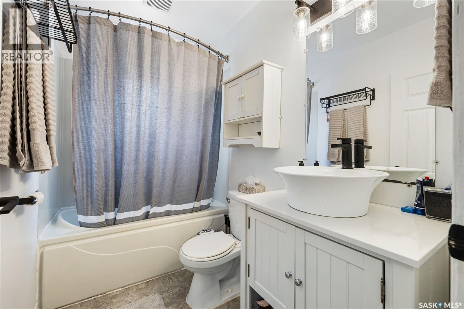 261 Cornwall Street N, Regina, SK