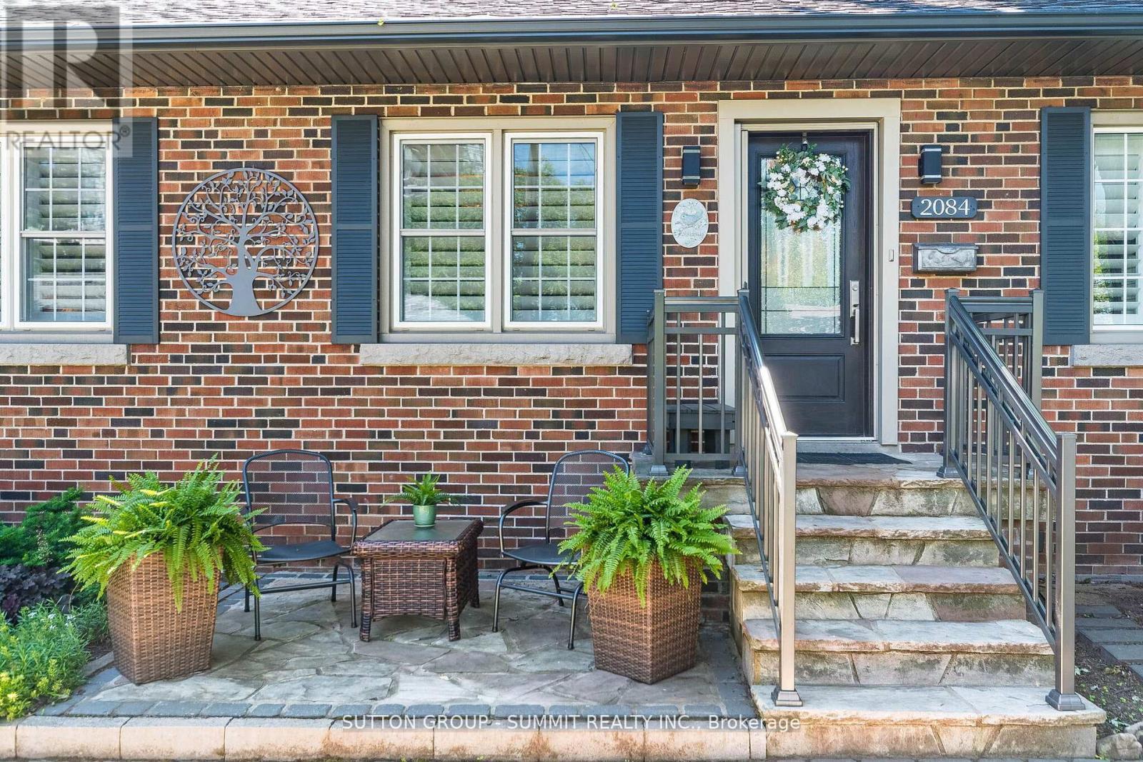 2084 Edinburgh Drive, Burlington, ON