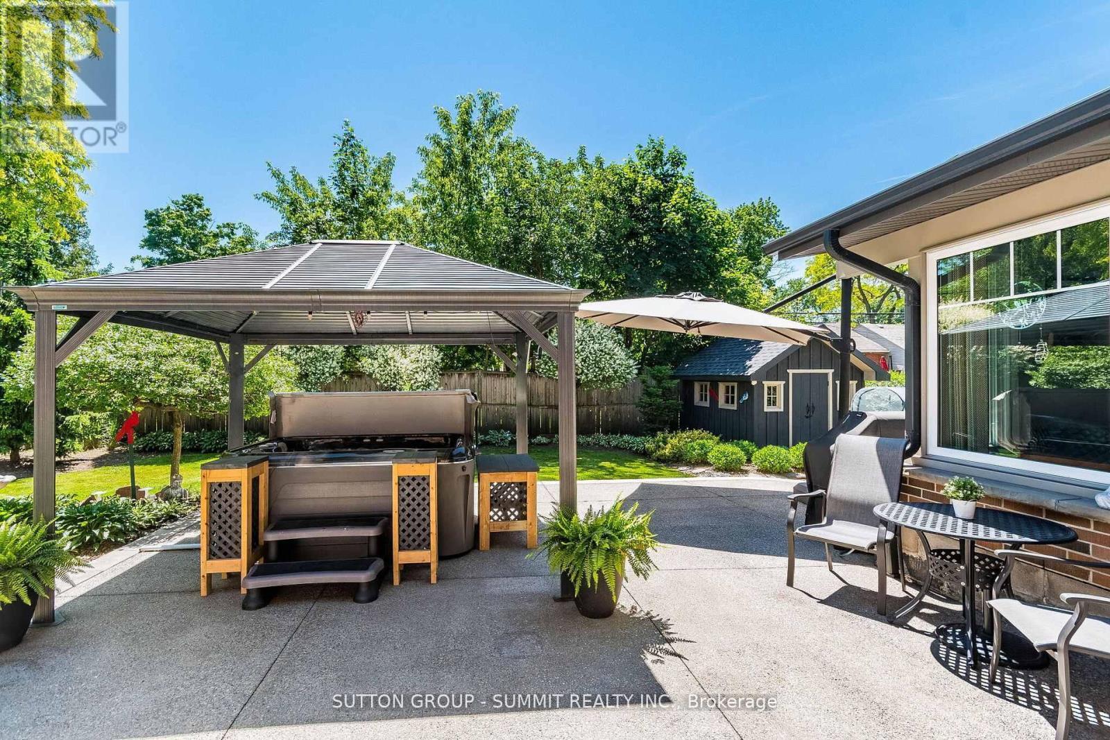 2084 Edinburgh Drive, Burlington, ON