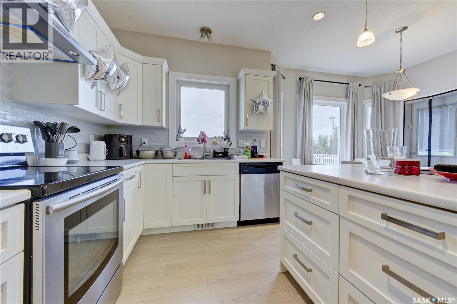1063 Glacial Shores Common, Saskatoon, SK