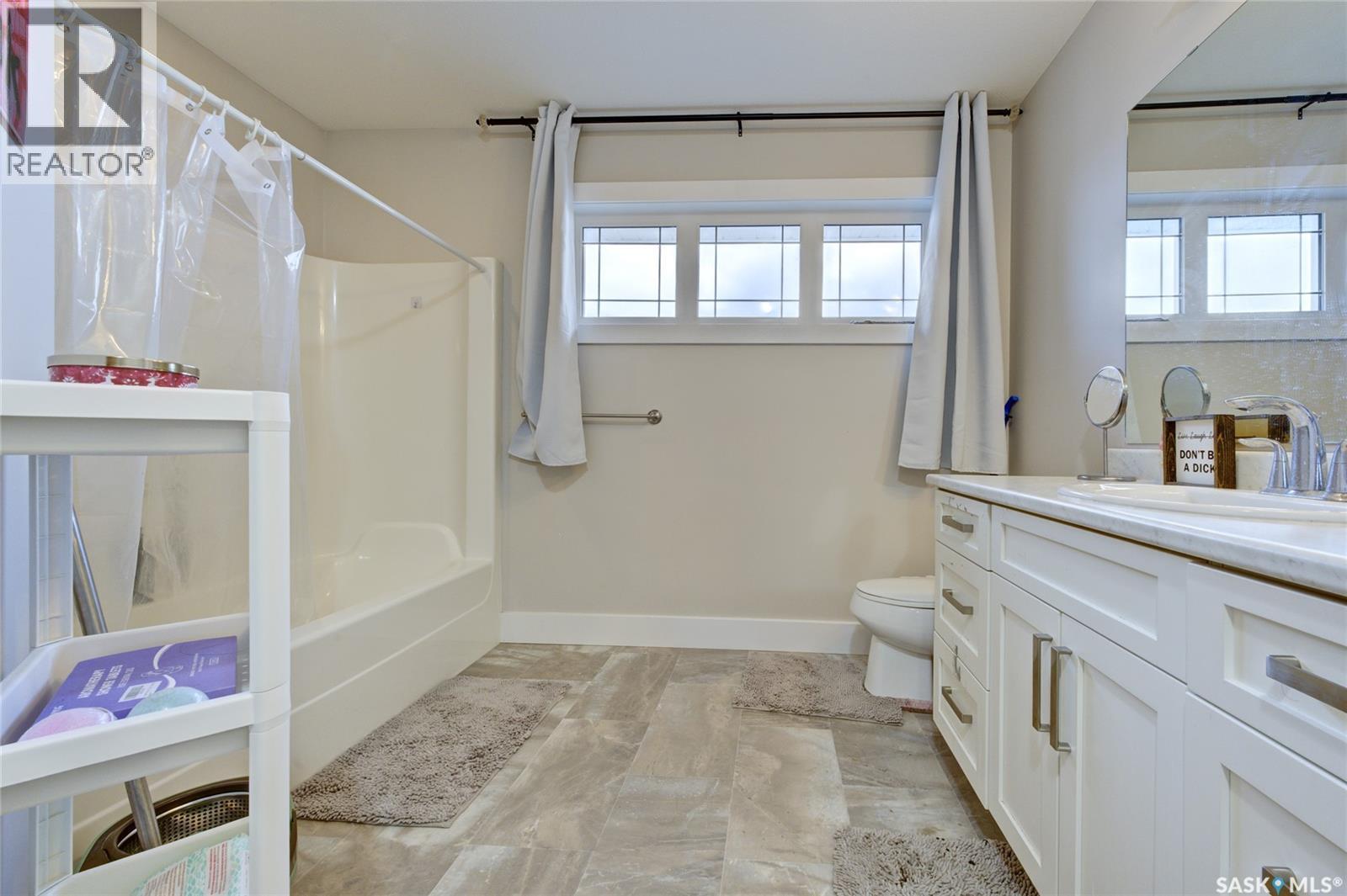 1063 Glacial Shores Common, Saskatoon, SK