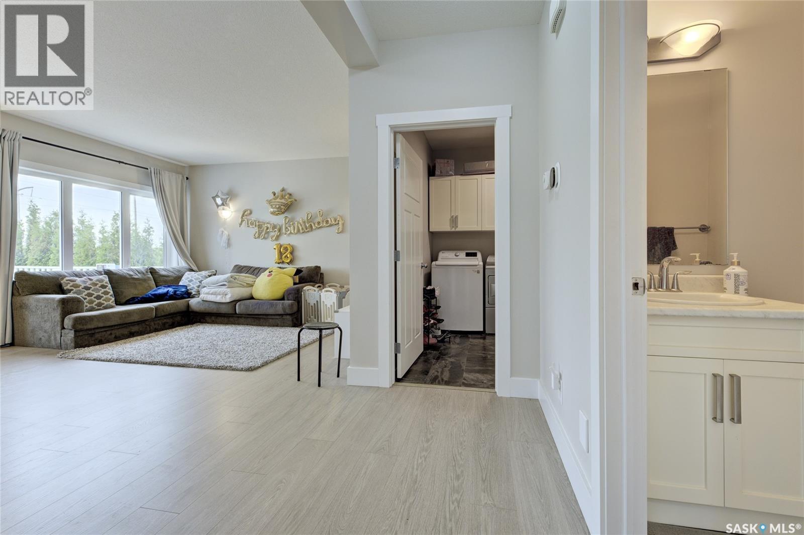 1063 Glacial Shores Common, Saskatoon, SK