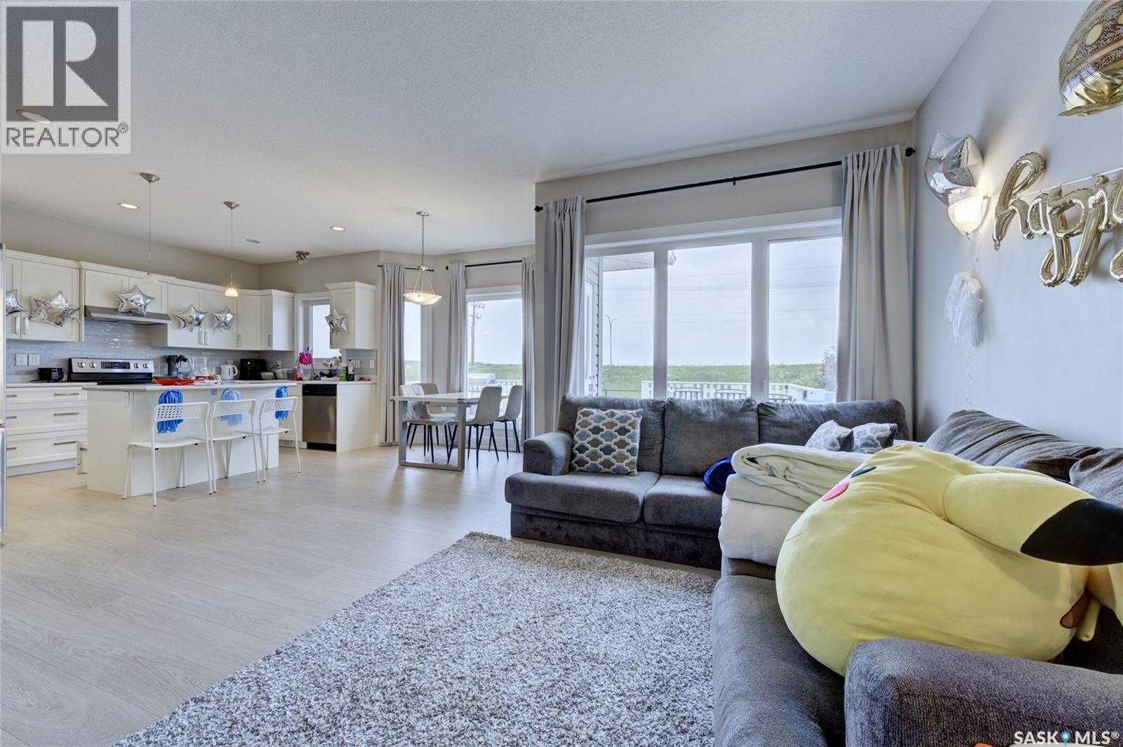 1063 Glacial Shores Common, Saskatoon, SK
