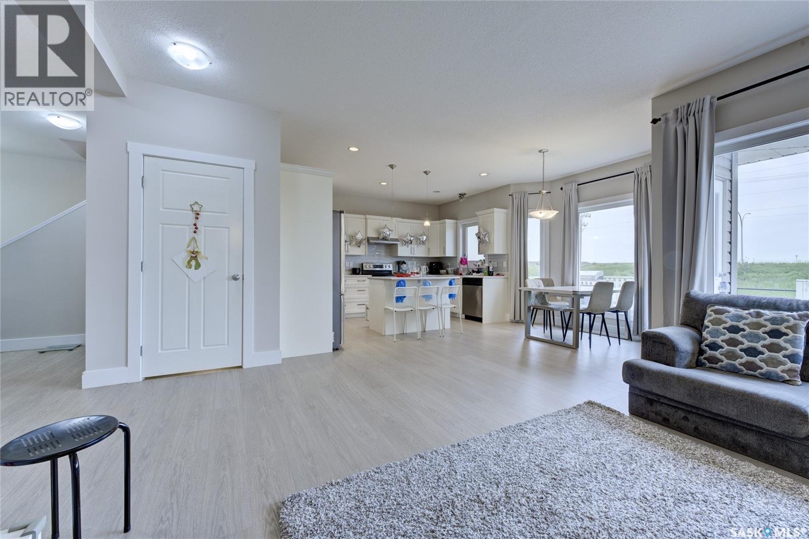 1063 Glacial Shores Common, Saskatoon, SK