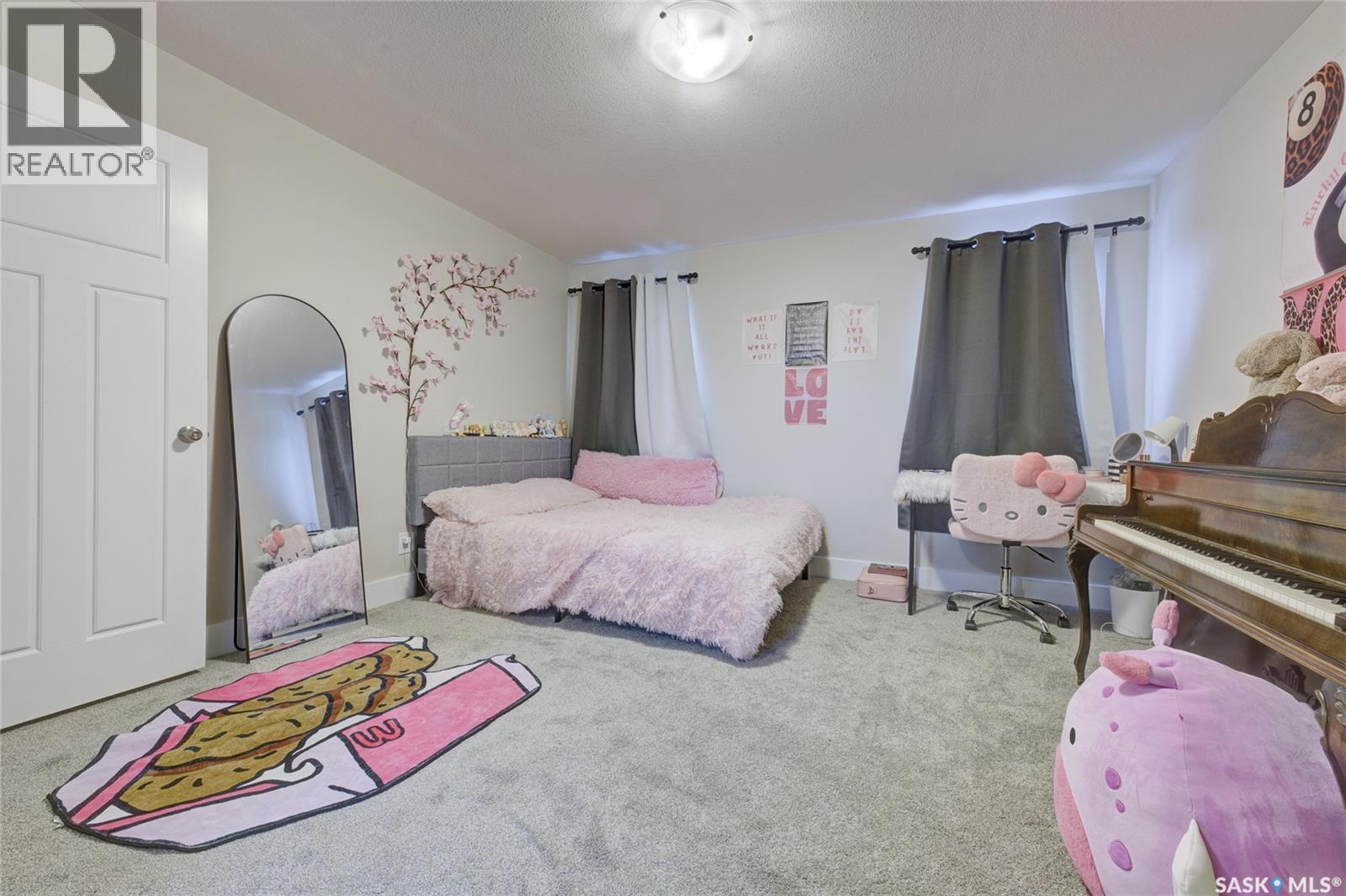 1063 Glacial Shores Common, Saskatoon, SK