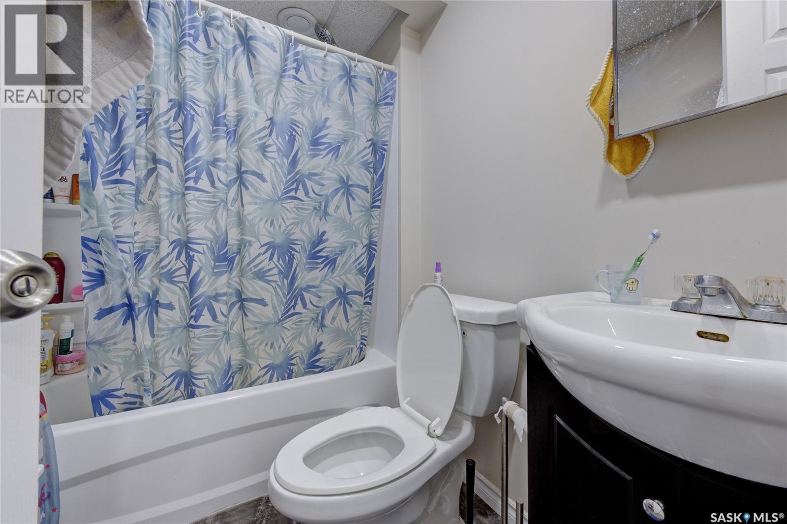 1063 Glacial Shores Common, Saskatoon, SK