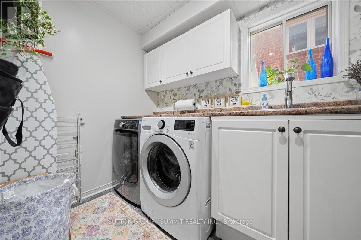 3967 Beacham Street, Mississauga, ON