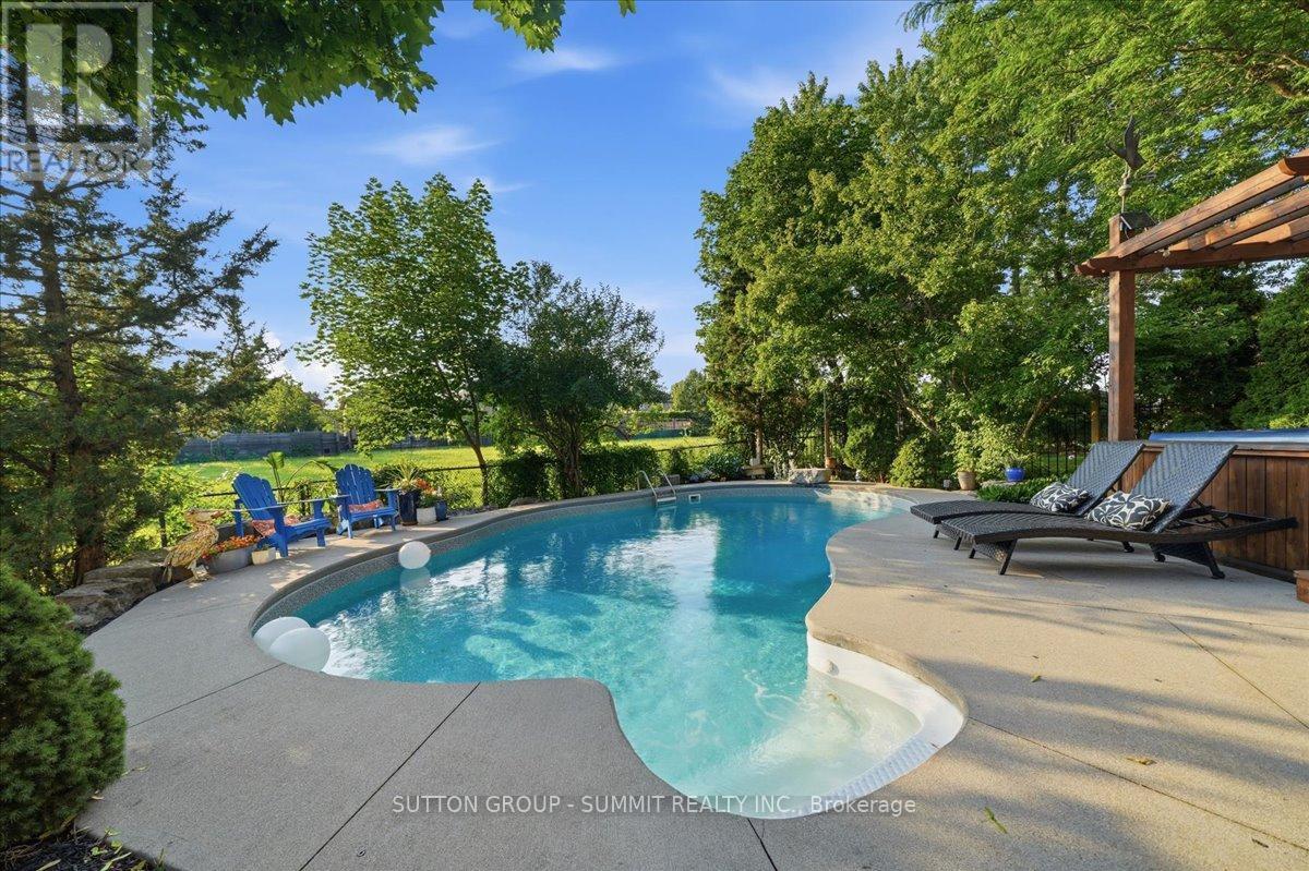 3967 Beacham Street, Mississauga, ON