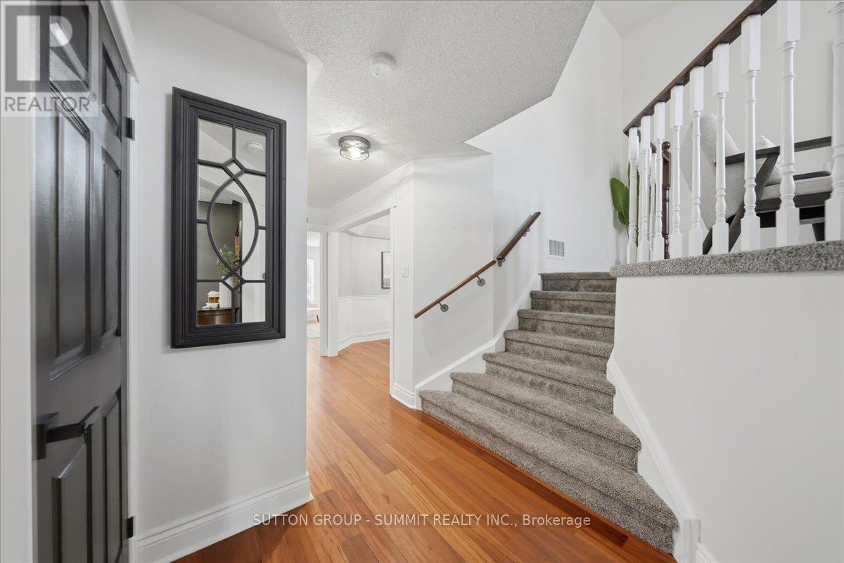 3967 Beacham Street, Mississauga, ON