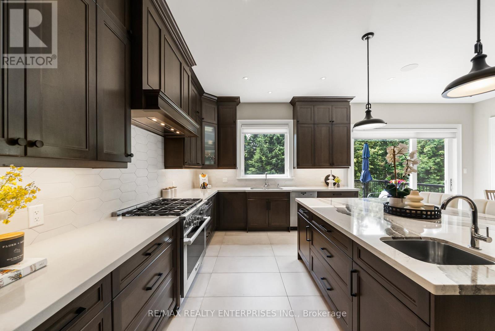 6628 Rothschild Trail, Mississauga, ON