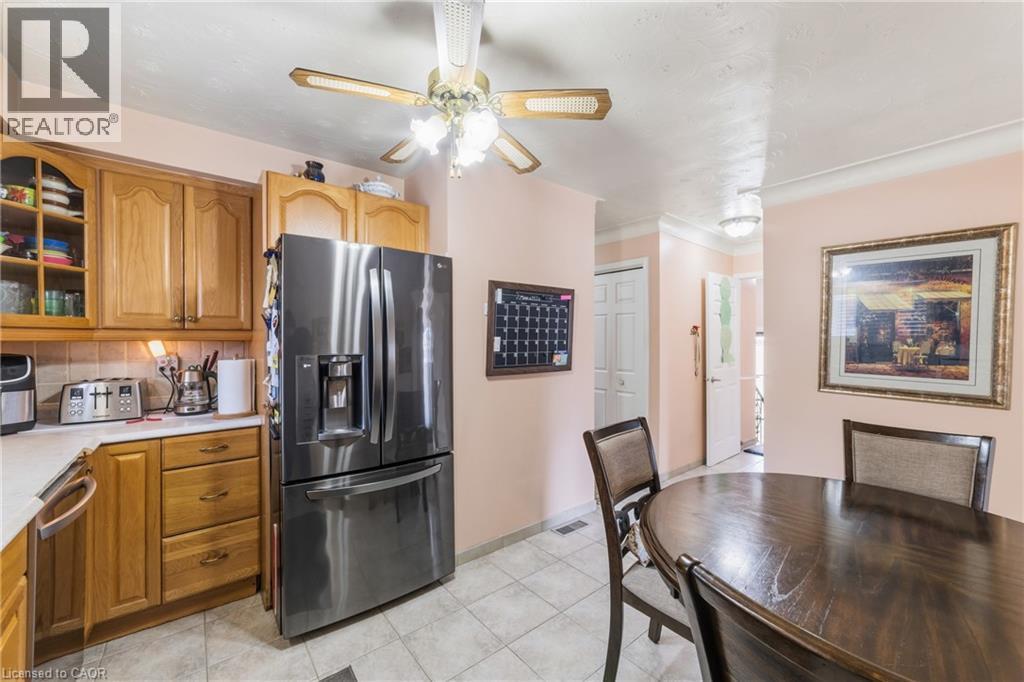 122 Greencedar Drive, Hamilton, ON