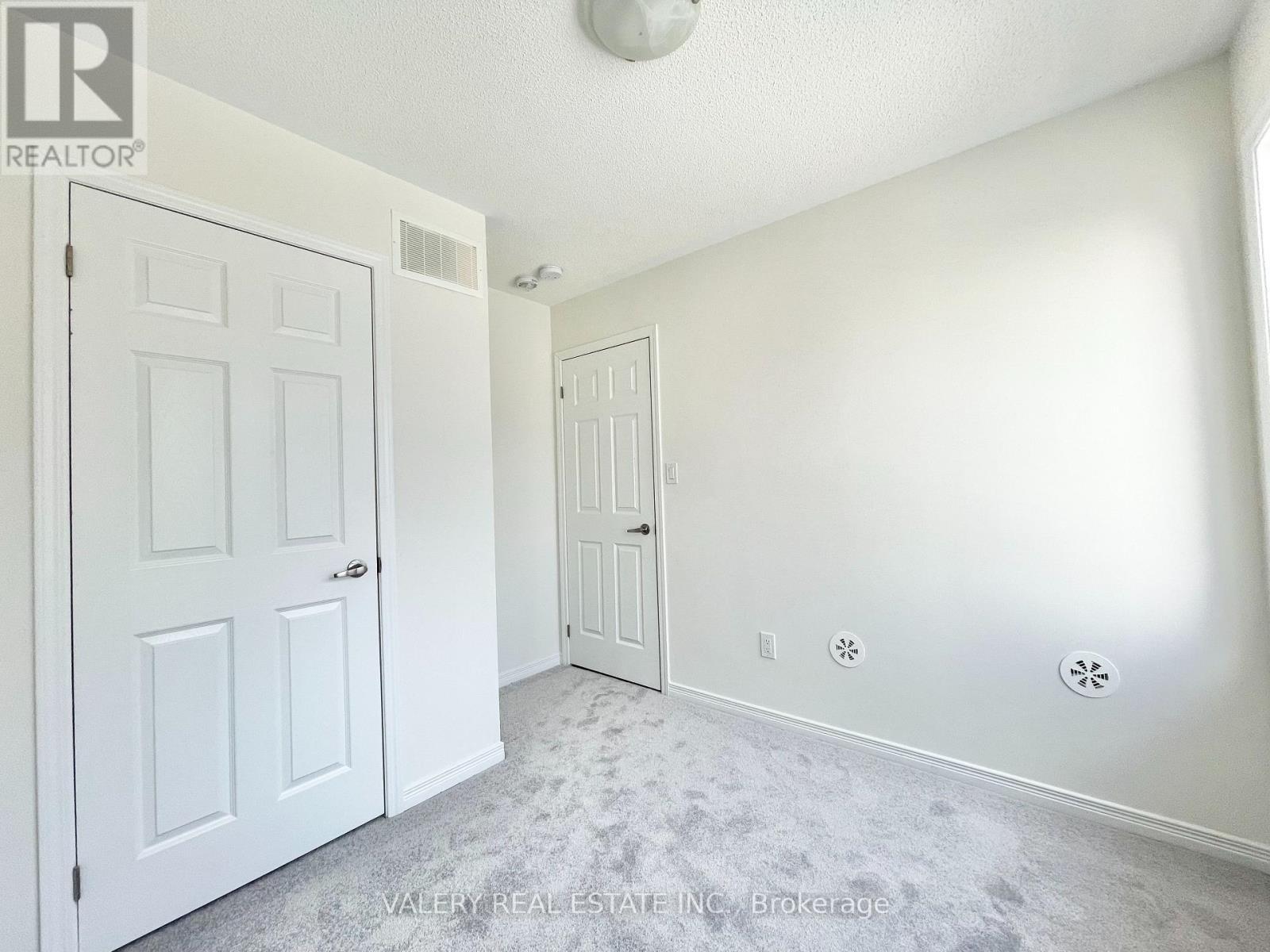 157 Danzatore Path, Oshawa, ON