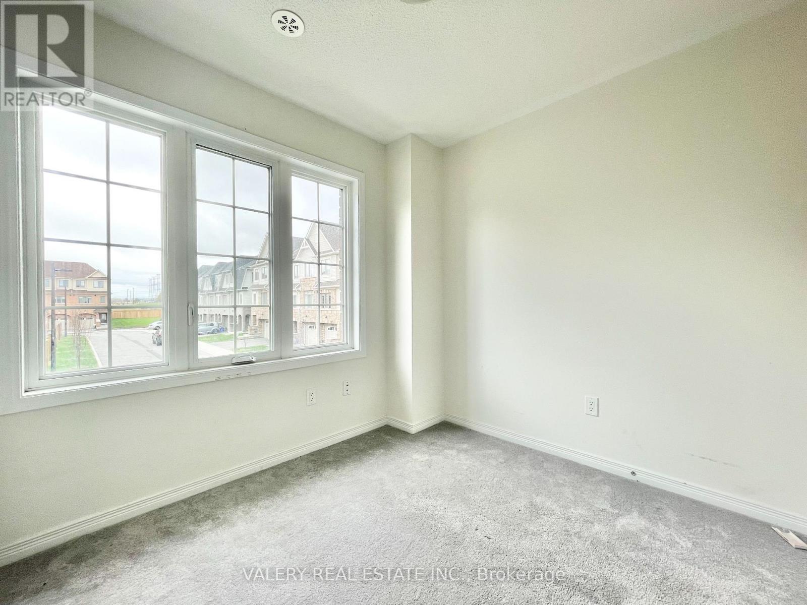 157 Danzatore Path, Oshawa, ON