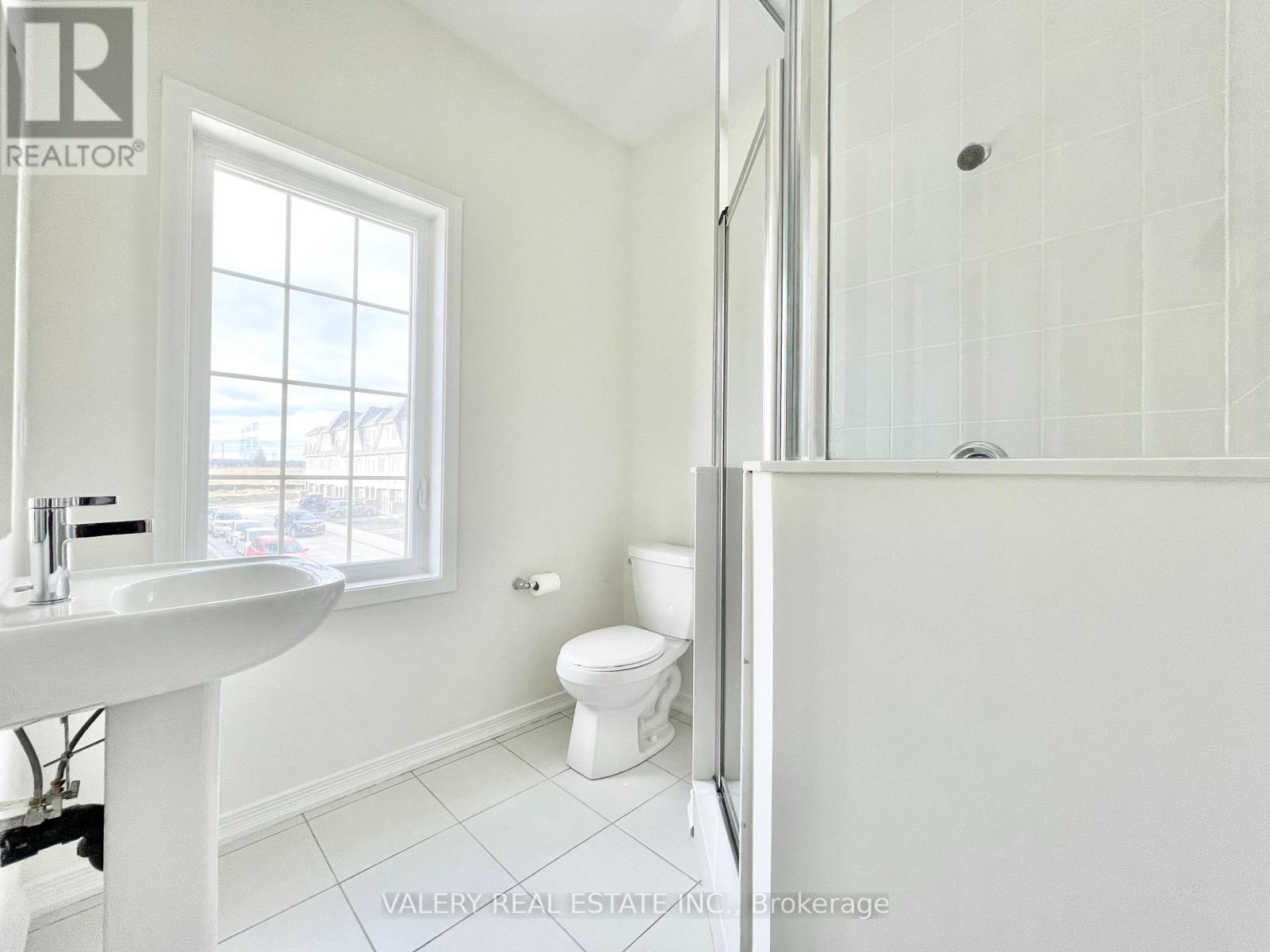 157 Danzatore Path, Oshawa, ON