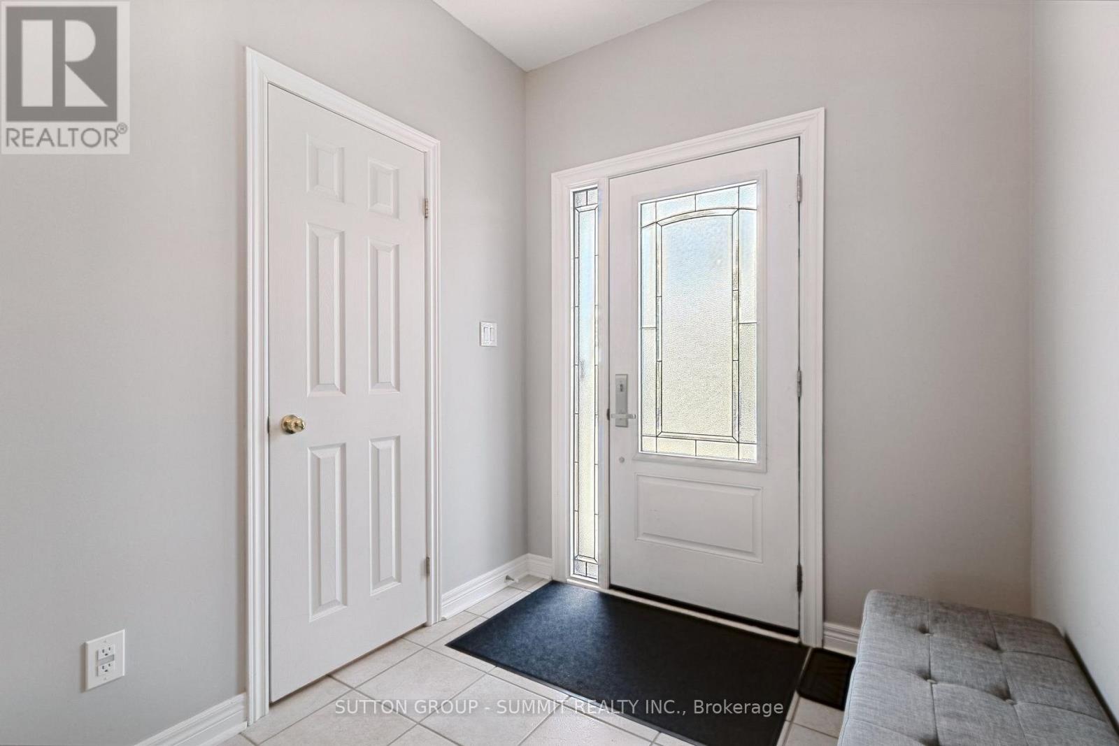 2092 English Crescent, Burlington, ON