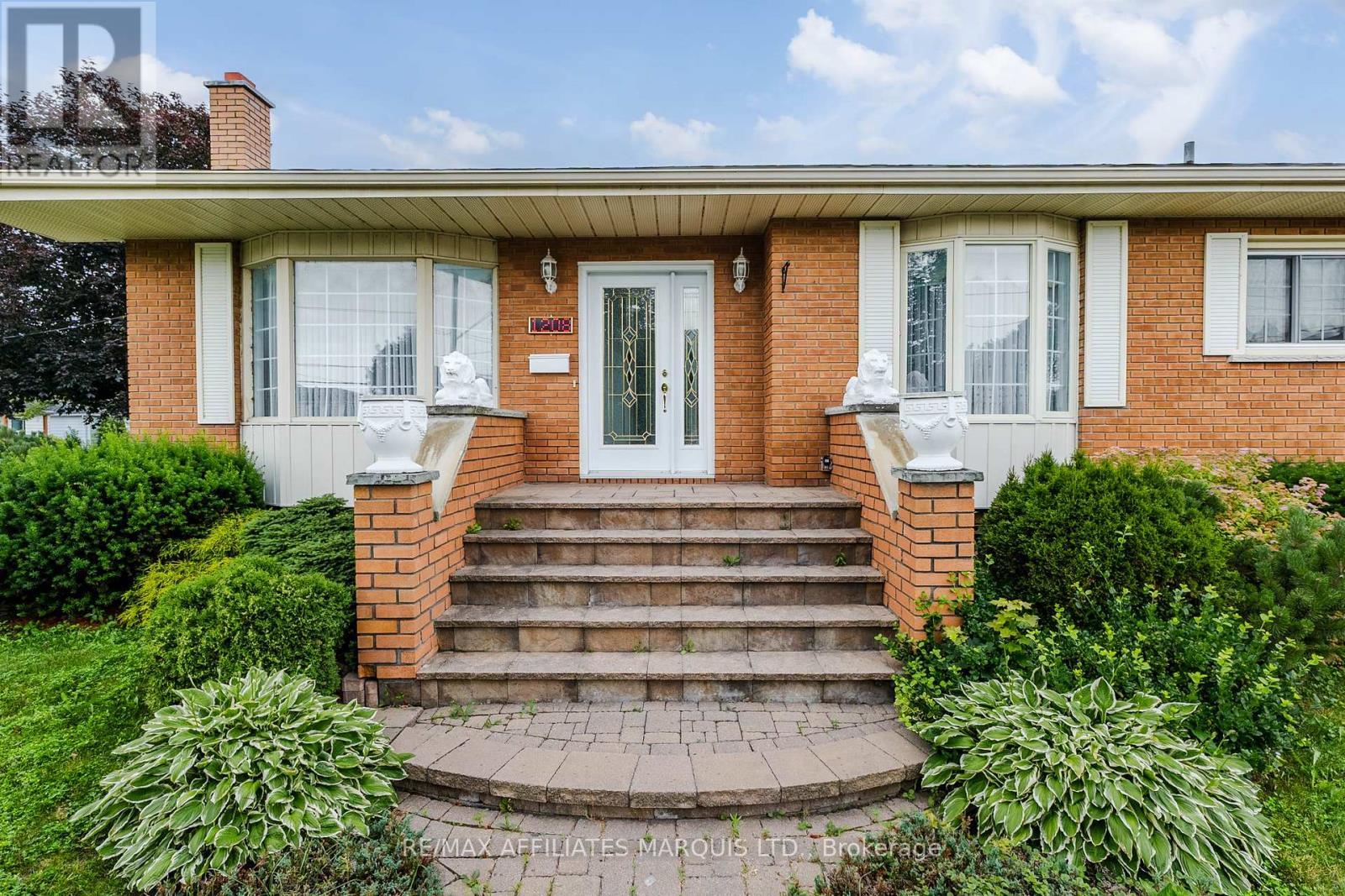 1208 Third Street E, Cornwall, ON