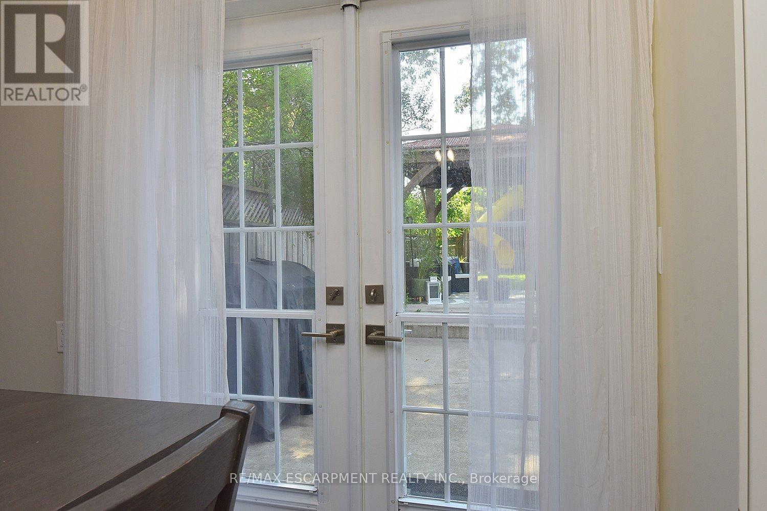 1091 Upper Wellington Street, Hamilton, ON