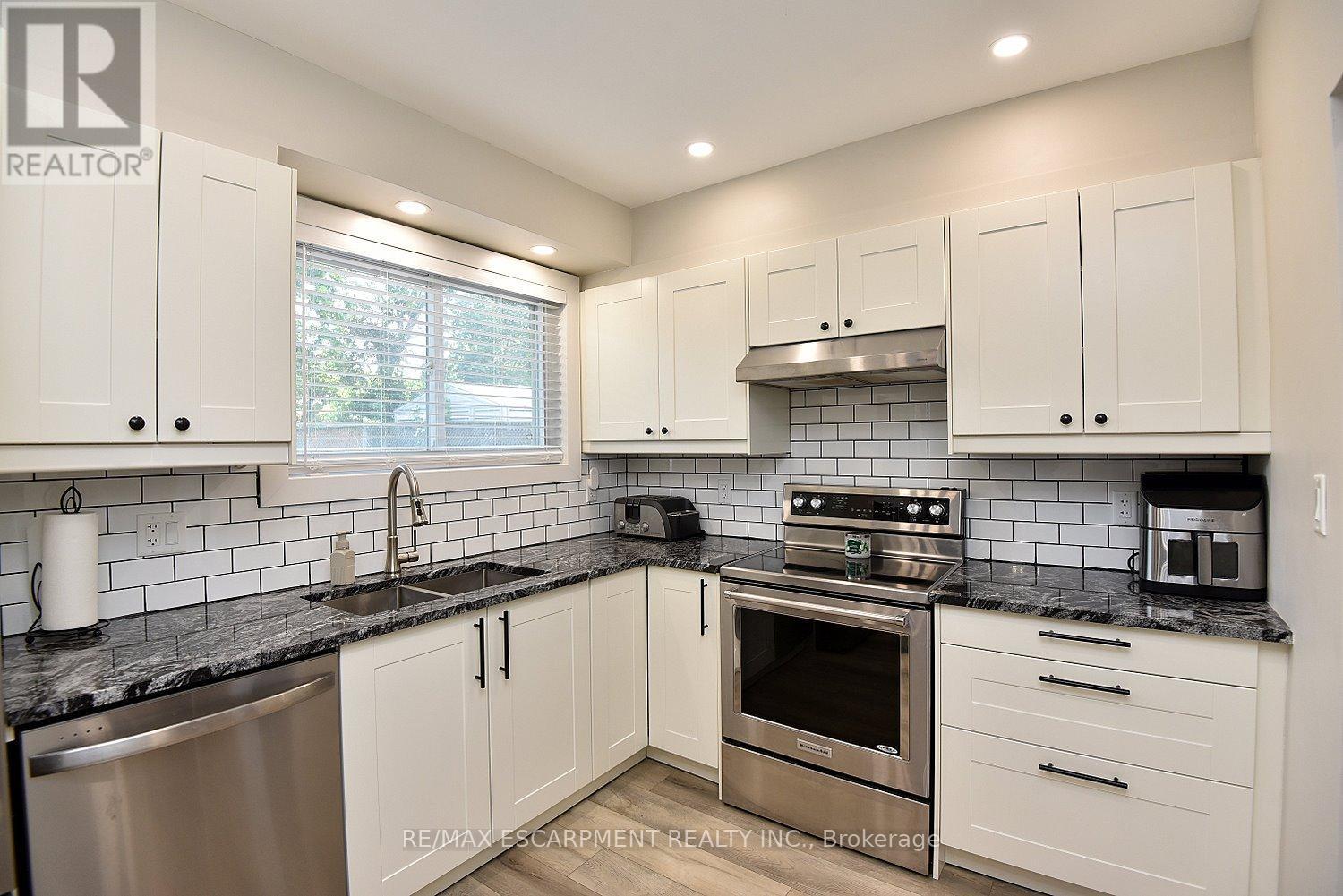 1091 Upper Wellington Street, Hamilton, ON