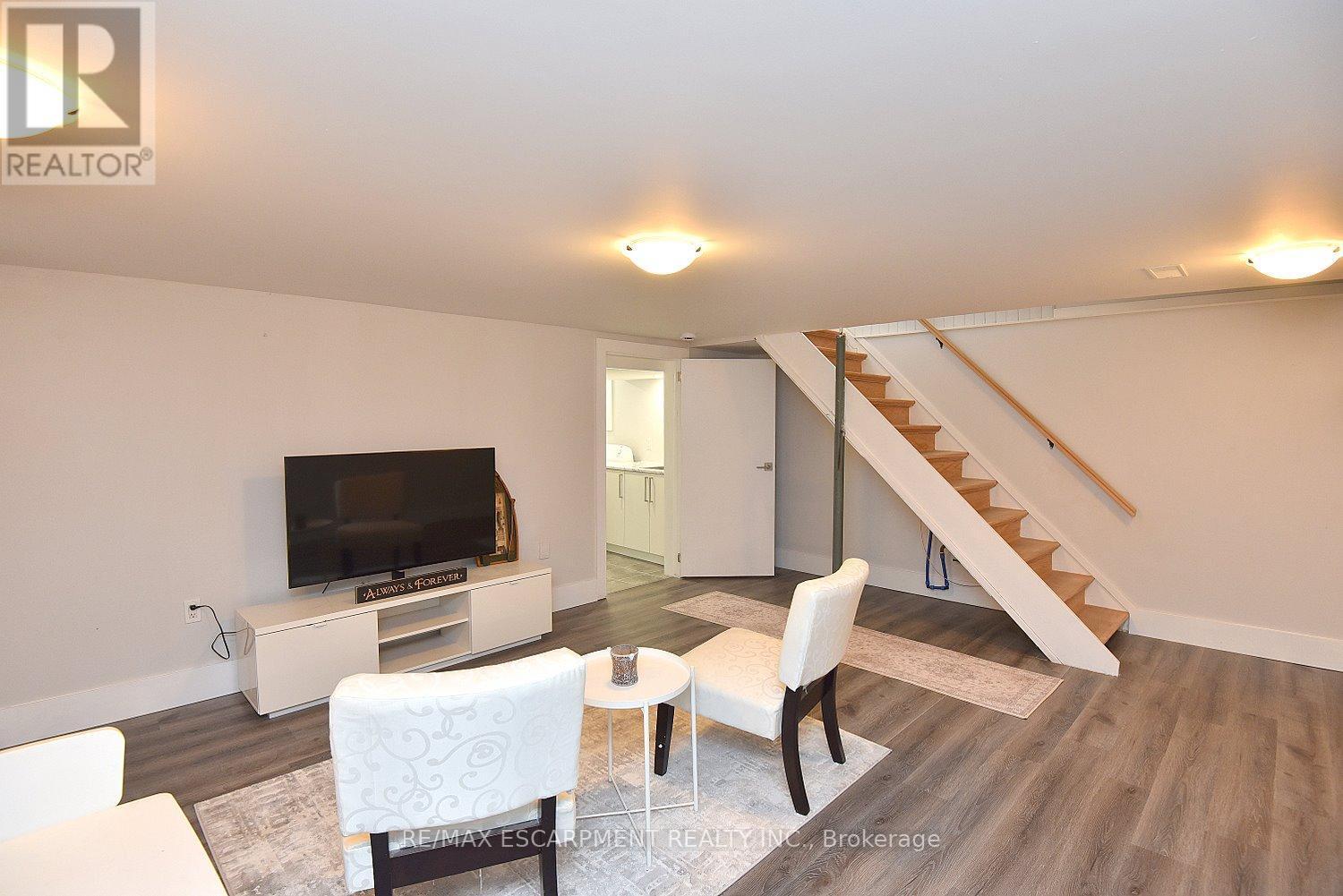 1091 Upper Wellington Street, Hamilton, ON